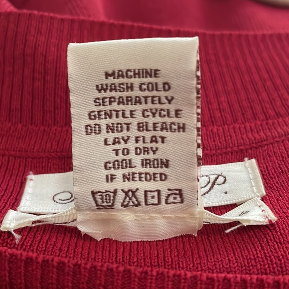 XS - Max Studio Specialty Products (M.S.S.P.) Red Half Sleeve Body Con Dress - Picture 5 of 5